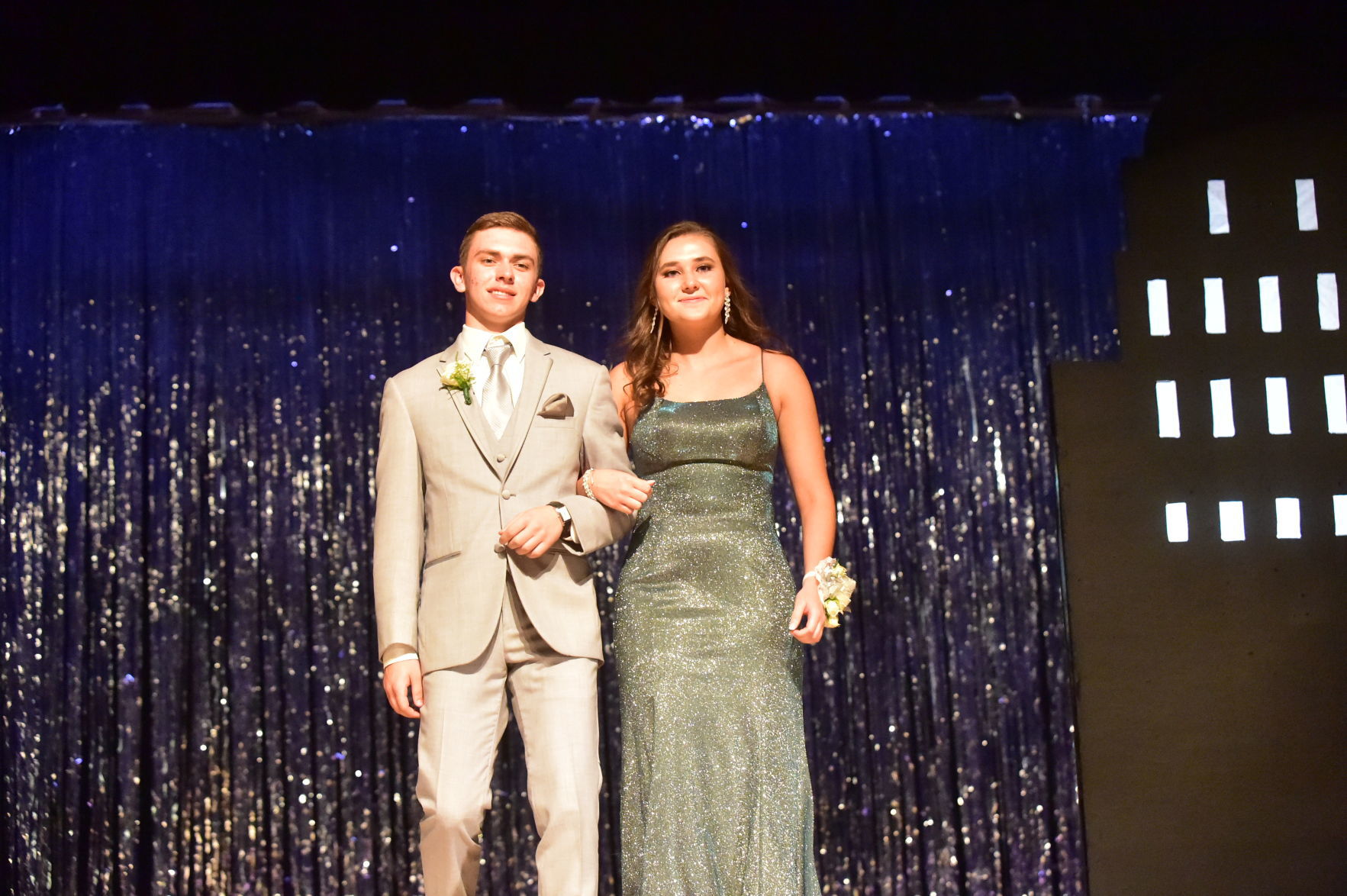Schuylerville Prom 29.JPG